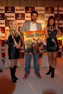 Aftab Shivdasani launches game for Zapak at Trident