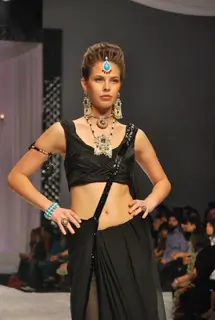 Model at HDIL Day 1