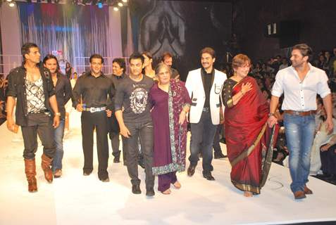 Govinda, Sanjay Dutt, Ajay Devgun, Aamir Khan and Katrina Kaif at Salman Khan''s Being Human show at HDIL India Couture Week on Day 2