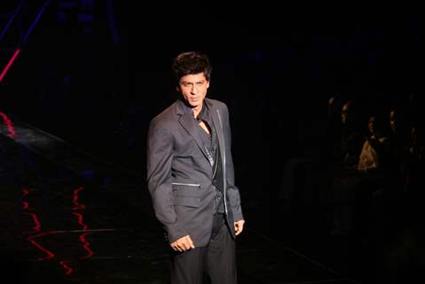 Shah Rukh Khan walks on the ramp for the Karan Johar show