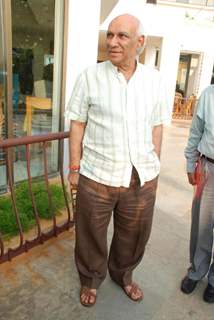 Yash Chopra at Mami Film festival press meet in Sun N Sand Hotel