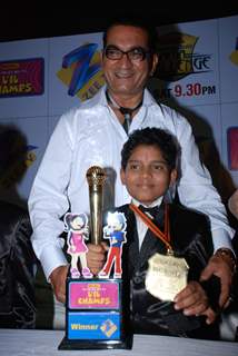 Abhijeet on the sets of Sa Re Ga Ma Little Champs Grand Finale