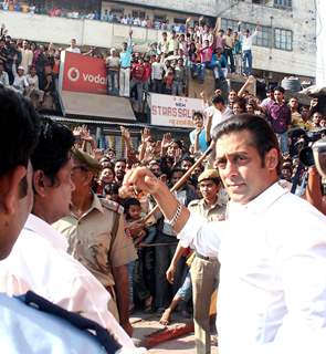 Bollywood Star Salman Khan after selling tickets for his upcoming film &quot;London Dreams&quot; at Delite Theatre in New Delhi on Monday 26 Oct 2009