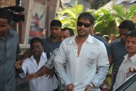 Ajay Devgan opens &quot;London Dreams&quot; Advance Booking Gaiety, Bandra, Mumbai