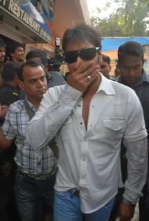 Ajay Devgan opens &quot;London Dreams&quot; Advance Booking Gaiety, Bandra, Mumbai