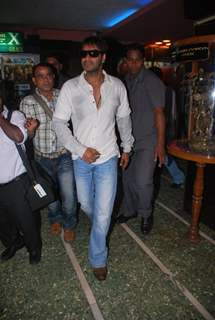 Ajay Devgan opens &quot;London Dreams&quot; Advance Booking Gaiety, Bandra, Mumbai