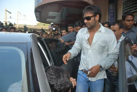 Ajay Devgan opens &quot;London Dreams&quot; Advance Booking Gaiety, Bandra, Mumbai