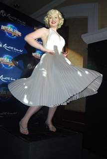 Marilyn Monroe look alike graces Resorts World Sentosa media meet at MUmbai