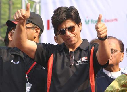 Bollywood star Shahrukh Khan at the Airtel Delhi Half Marathon, in New Delhi on Sunday ( Photo: IANS)