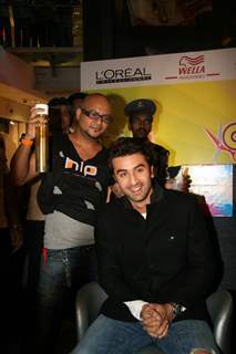 Bollywood actor Ranbir Kapoor at Cut-a-thon session in Oberoi Mall, Mumbai
