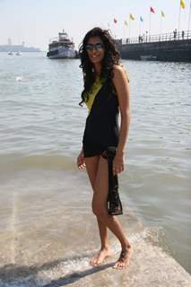Anushka Manchanda in a bikini at Indian Navy Week open swimming championships at Colaba (Photo IANS)