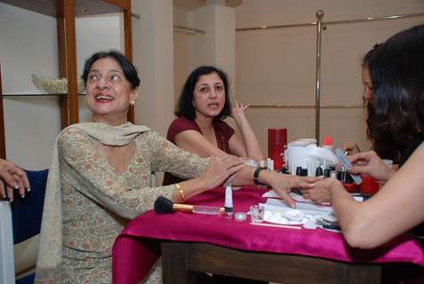 Tanuja at Designer Nisha Sagar''s birthday bash