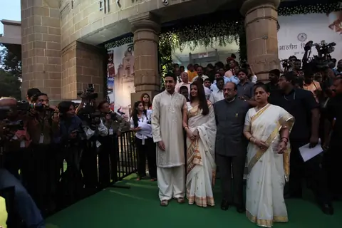 Shri Harivansh Rai Bachchan''s select poems &quot;Bachchan Sandhya&quot; by Mr Amitabh Bachchan and members of the family will captivate &quot;The Qudience&quot; at Bhartiya Vidya Bhavan Mumbai