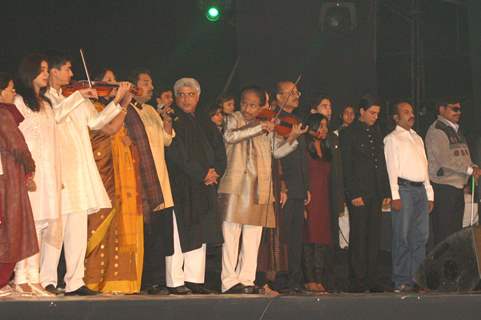 Programme &quot;Nantion''s Solidarity Against Terror&quot; (An Event at the India Gate to send strong message against Terrorism) on Sunday in New Delhi 28 Nov 09