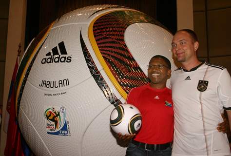 South African high commissioner Francis and MD Adidas Andreas Gellner at the signing the match ball, in New Delhi on Friday night (IANS: Photo)