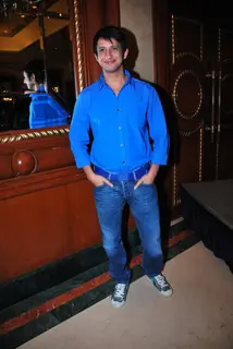 Sharman Joshi at the press meet of 3 IDIOTS