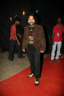 Kailash Kher at the 3 idiots star cast at Saregama 1000th Episode Bash at Andheri, Mumbai