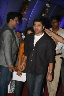 Himesh Reshammiya at the 3 idiots star cast at Saregama 1000th Episode Bash at Andheri, Mumbai
