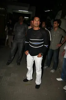 "Sachin Tendulkar Watches 3 Idiots"