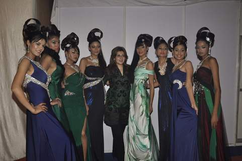 Models at Archana Kocchar Show for Silver Jubilee of Juhu Club