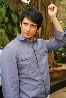 Sharman Joshi at 3 Idiots Promotional Eevent in Radio Mirchi