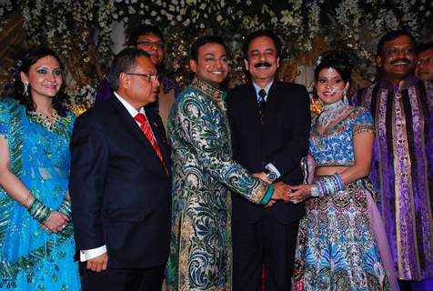 Guest at tycoon Manoj Jayaswal''s daughter wedding Swatee with Lalit Tayal