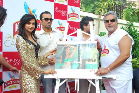 Deepika Padukone at Kingfisher calendar launch in Napeansea Road, Mallya''s residence