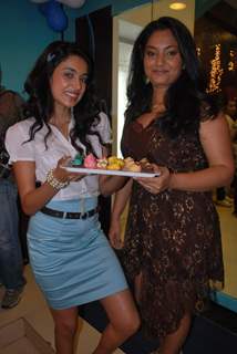Sarah Jane launches Butterfly bakery launch at Khar