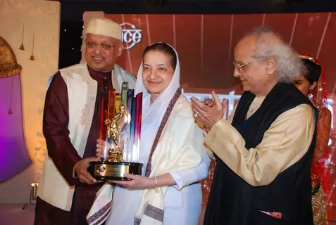 Pt Jasraj at V Shantaram Awards at Novotel