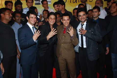 Sharman Joshi, Shahrukh Khan, Aamir Khan and Madhwan at 3 Idiots Press Meet at IMAX Wadala