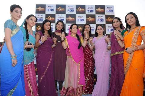 Star Pariwar ladies join human chain to fight against injustice at Marinde Drive