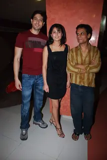 "Bolo Raam" Premiere