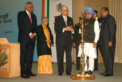 Prime Minister Dr Manmohan Singh inaugurating the '''' 8th Pravasi Bharatiya Divas'''' in New Delhi on Friday