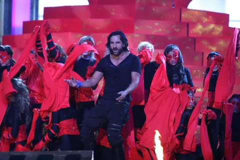 Saif Ali Khan at Apsara Awards in Chitrakot Grounds