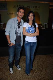 Shahid Kapoor and Amrita Rao at NGO Swayamsiddh Marathon press meet in Le Meridien