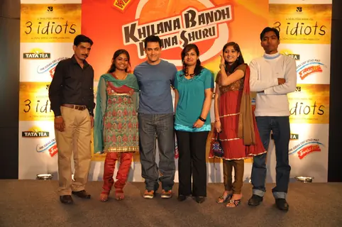 Aamir Khan meet Tata Tea-3 Idiots contest winners