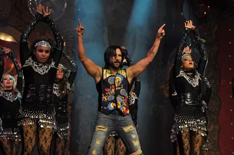 Bollywood actor Saif Ali Khan performs at Stardust Awards 2010 in Mumbai