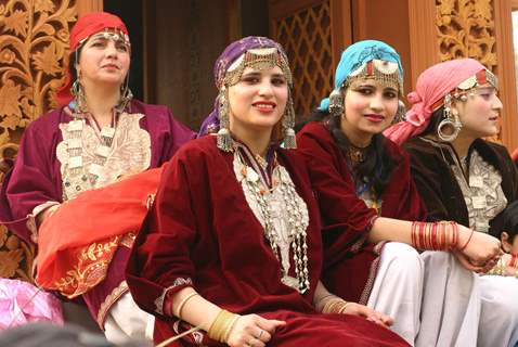 Folk artist from Jammu and Kashmir at the press preview for the Republic Day Tableaux, in New Delhi on Friday 22 Jan 2010