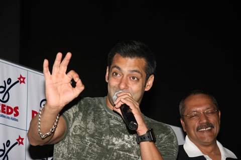 Salman Khan at St Catherine''s Home at Andheri