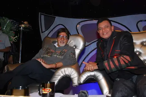 Bollywood Actor Amitabh Bachchan with Mithun Chakraborty on the sets of DID in Mumbai on Monday