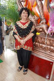 Saroj Khan launches Dance Rehearsal Hall at Laxmi Industrial Estate