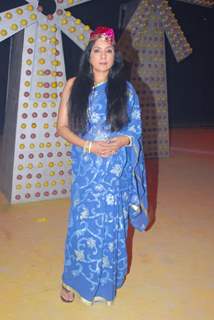 Neena Gupta on location of film &quot;Na Ghar Je Na Ghat Ke&quot; at Filmistan