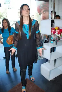 Bollywood actor Tabu at the promotional event of her upcoming movie "Toh Bat Pakki" at Riyaz Ganji store in Juhu, Mumbai