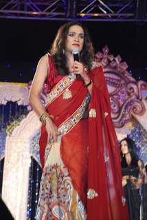 Celina Jaitley and Zeenat Aman judge V Care Indian Super Queen Finals at ITC Grand Maratha