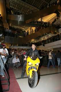 Vivek Oberoi at the launch of Prince Film Music, Oberoi Mall