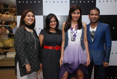 Stylist Sajeda, Ekta Saran Pooja Chopra Asif Merchant at Sisley launches Spring Summer 2010