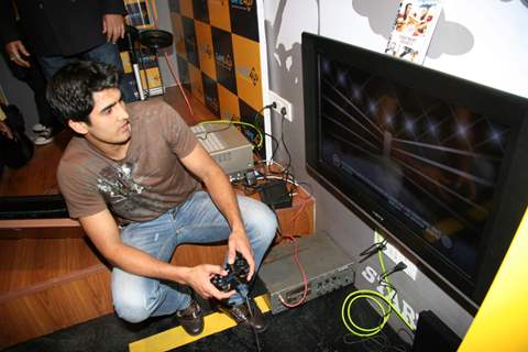 Boxer Vijendra Singh launches a new gaming store at Mega Mall