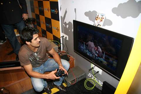 Boxer Vijendra Singh launches a new gaming store at Mega Mall