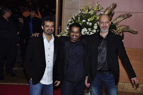 Shankar Ehsaan Loy at Ambani''s Big pictures bash at Grand Hyatt