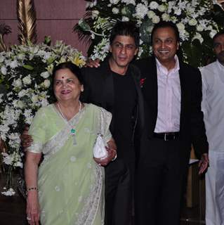 Shahrukh Khan and Anil Ambani at Ambani''s Big pictures bash at Grand Hyatt